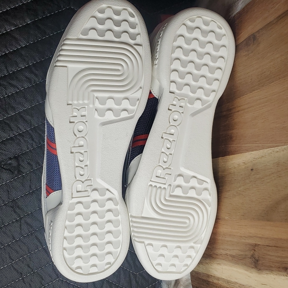 Mens Reebok shoes - Picture 7 of 7